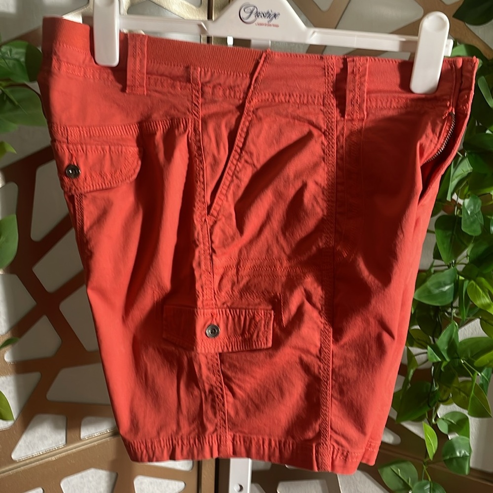Style & Co. Comfort Waist Cargo Shorts, Coral, Size 12 - Picture 3 of 5